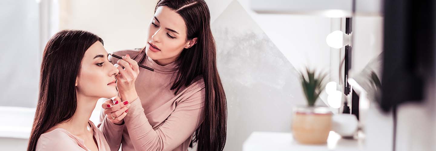 Tasker performing a Makeup Artist job.